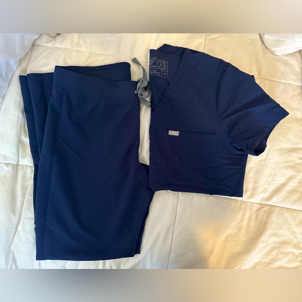 Navy Blue Figs Scrub Set- Medium